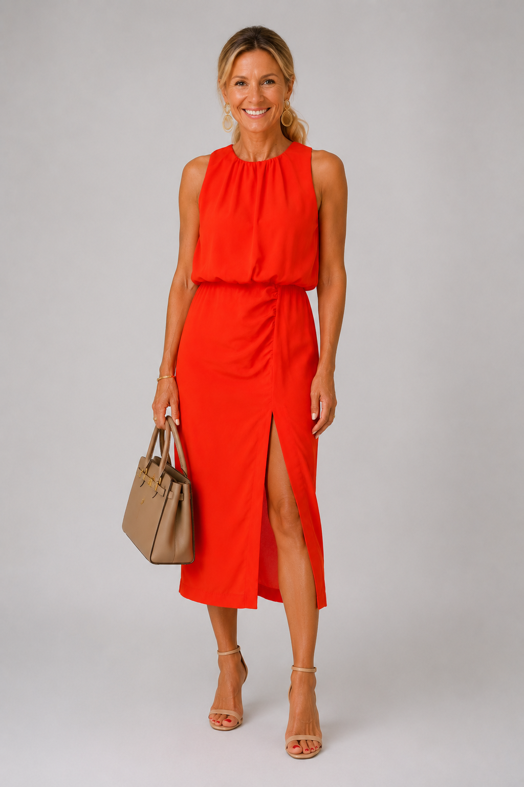 Nicole – Robe d’été élégante à fente