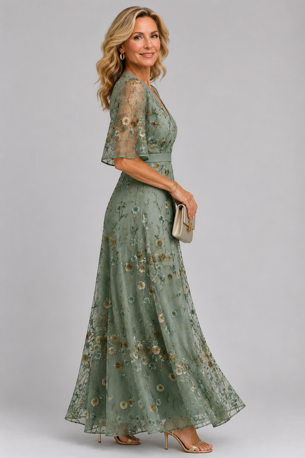 Solenne – Robe midi fleurie à col dos-nu