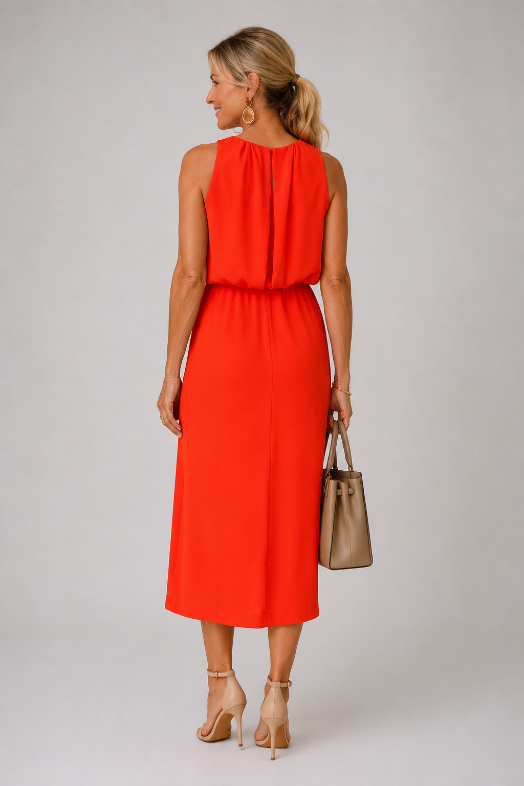 Nicole – Robe d’été élégante à fente